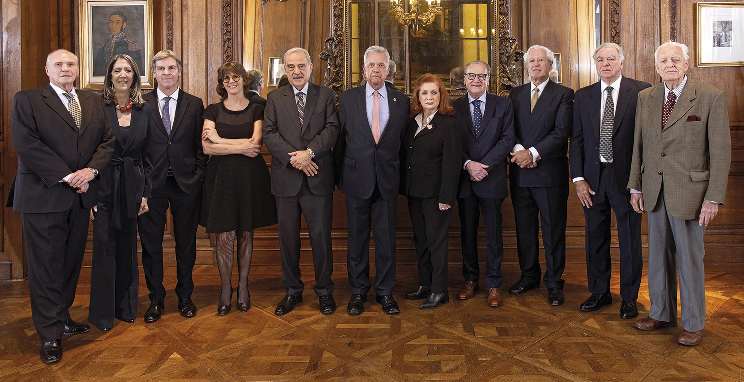 comisión directiva del Club Francés